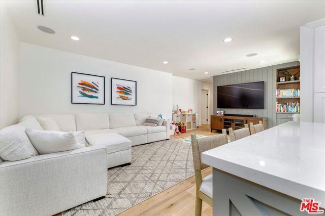 Foto principal - 830 N Reese Pl