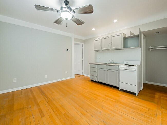 Foto del edificio - 3170 Dixie Hwy