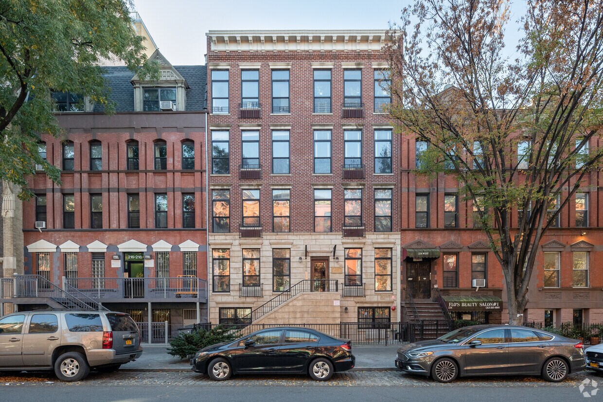 Foto principal - 220-222 W 135th St
