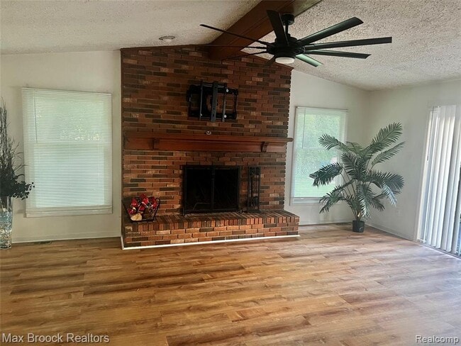 Building Photo - 6330 Odessa Dr