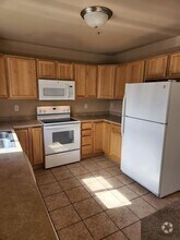 Building Photo - 1010 Cruiser Ln