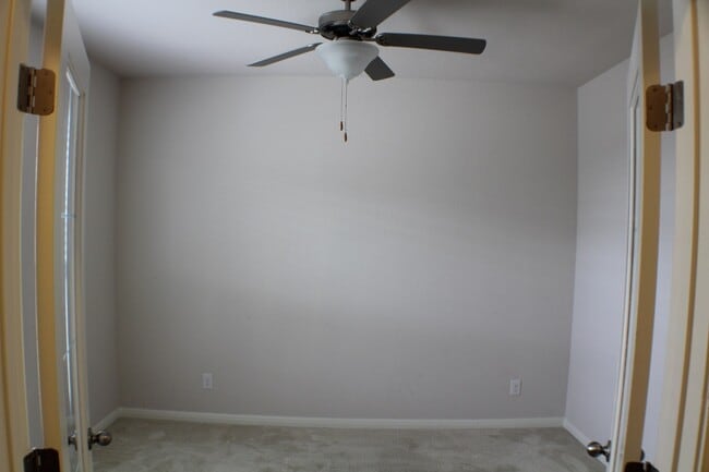 Foto del edificio - Immaculate Rental with fabulous upgrades. ...