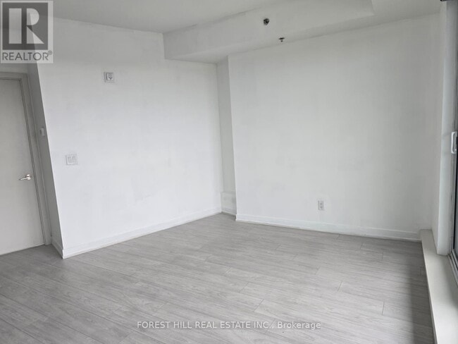 Building Photo - 90 Glen Everest Rd