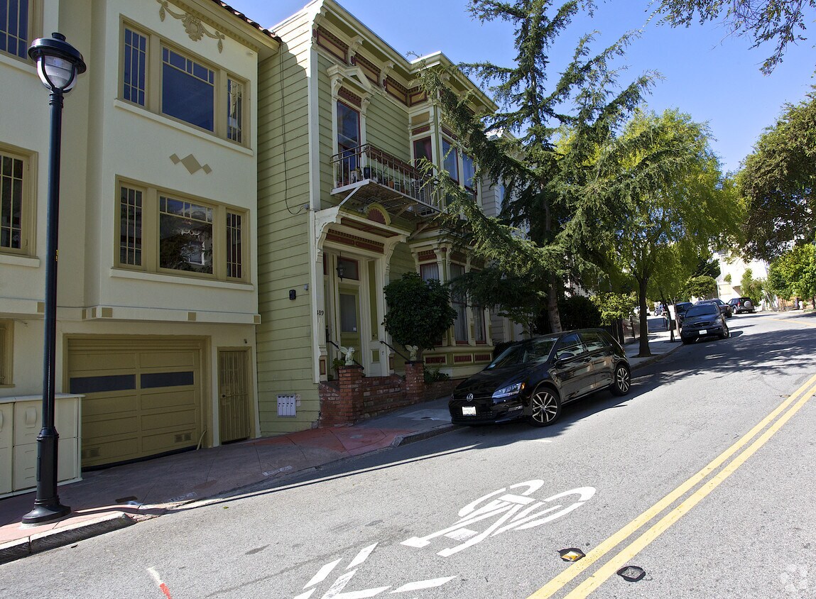 Building Photo - 189-B Corbet Ave