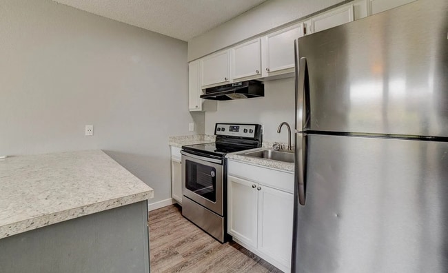 Building Photo - 42nd West Apartments