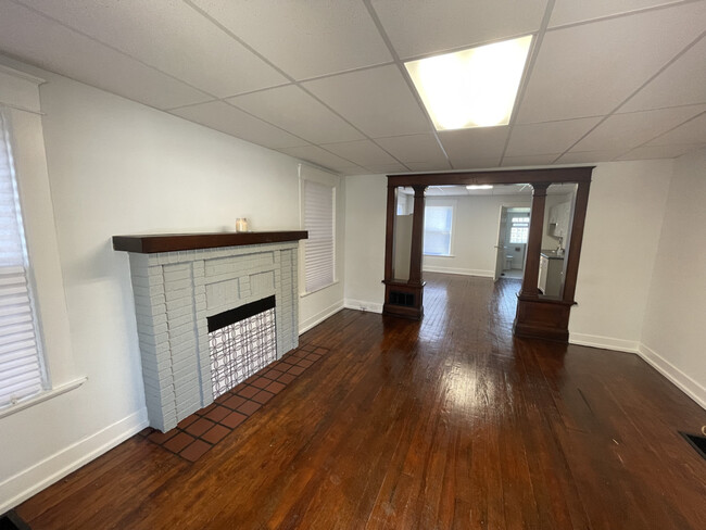 Building Photo - 1807 Holman St