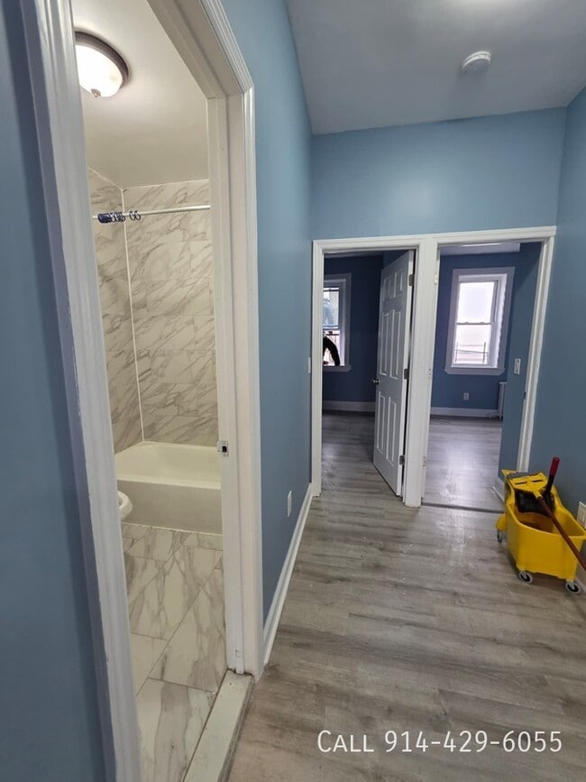 Foto del edificio - 194 1/2 Buena Vista Ave-