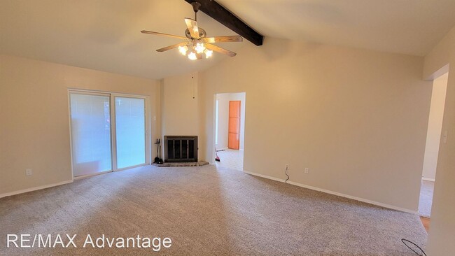 Foto del edificio - 3 br, 2 bath House - 2104 KIRBY SMITH