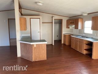 Foto del edificio - 4 br, 2 bath Mobile Home - 1548 Hurst Road