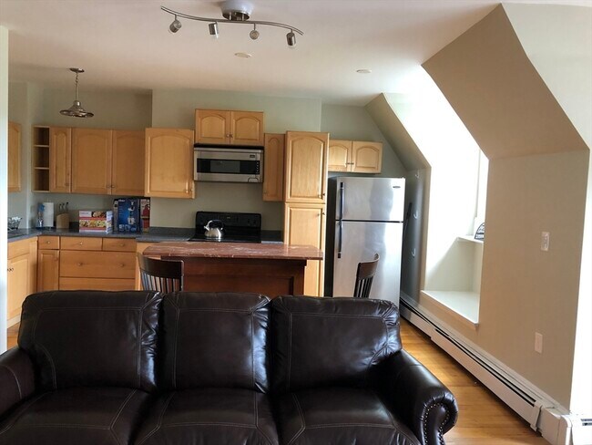 Foto del edificio - 318 Tappan St