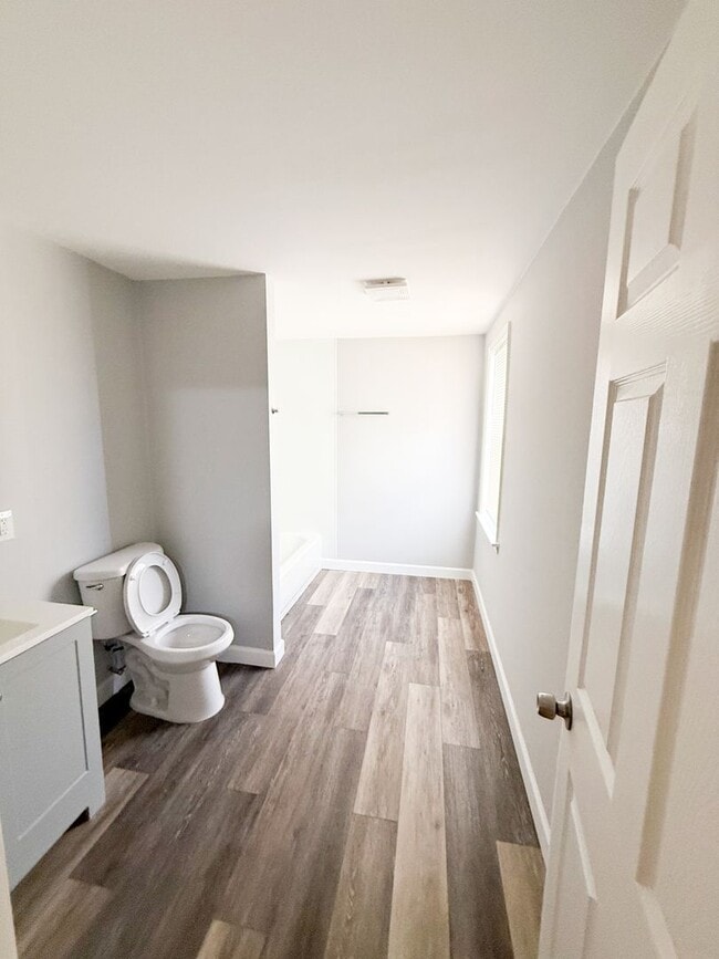 Building Photo - 4146 Schiller Pl