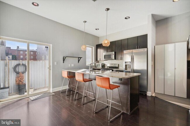 Foto del edificio - 1353 N Mascher St