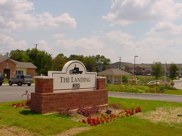 Building Photo - The Landing
