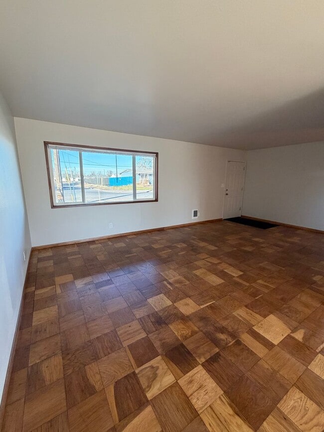 Foto del edificio - 3 Bedroom Home, Fully Updated