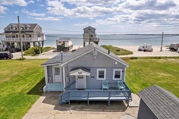 Primary Photo - 10 Beechwood St