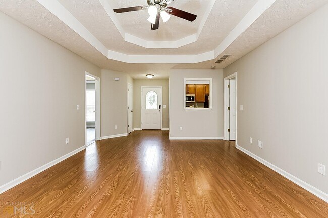 Building Photo - 15 Oaks Landing Dr