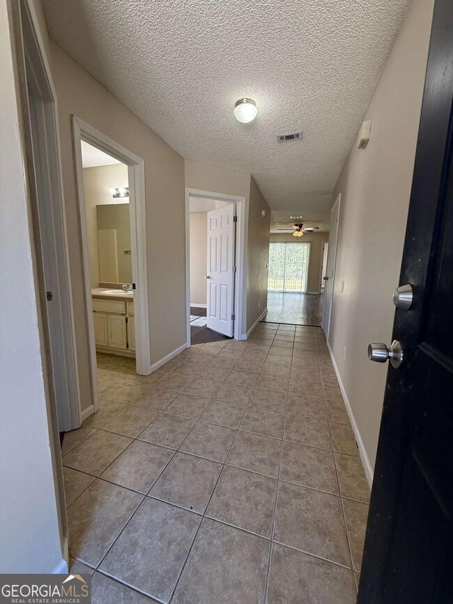 Building Photo - 16 Sapelo Dr