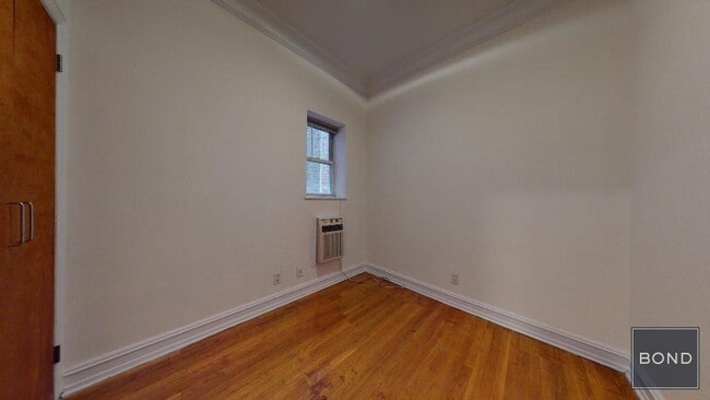 Building Photo - 333 E 84th St