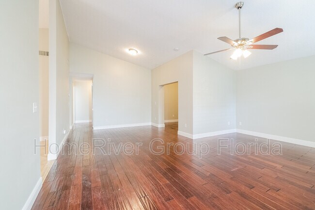 Foto del edificio - 1535 Lawndale Cir