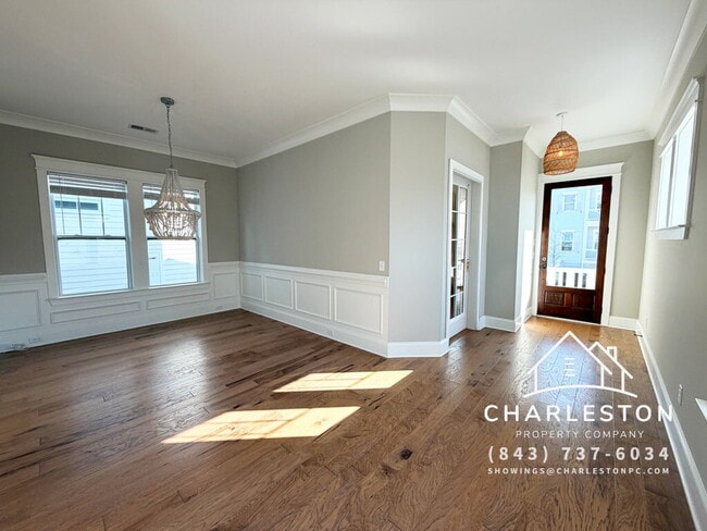 Building Photo - 1636 Juliana St