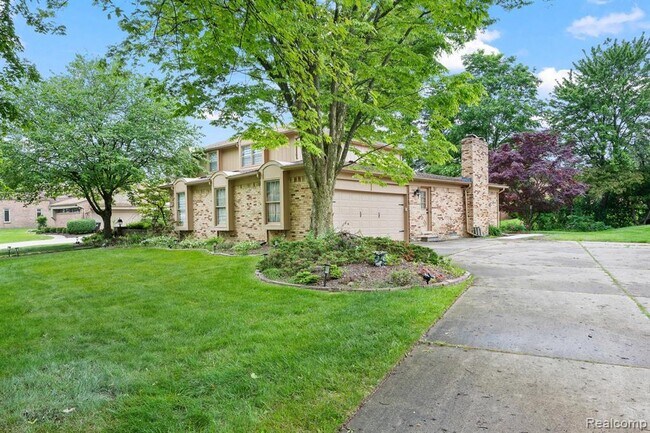 Building Photo - 29801 Deer Run