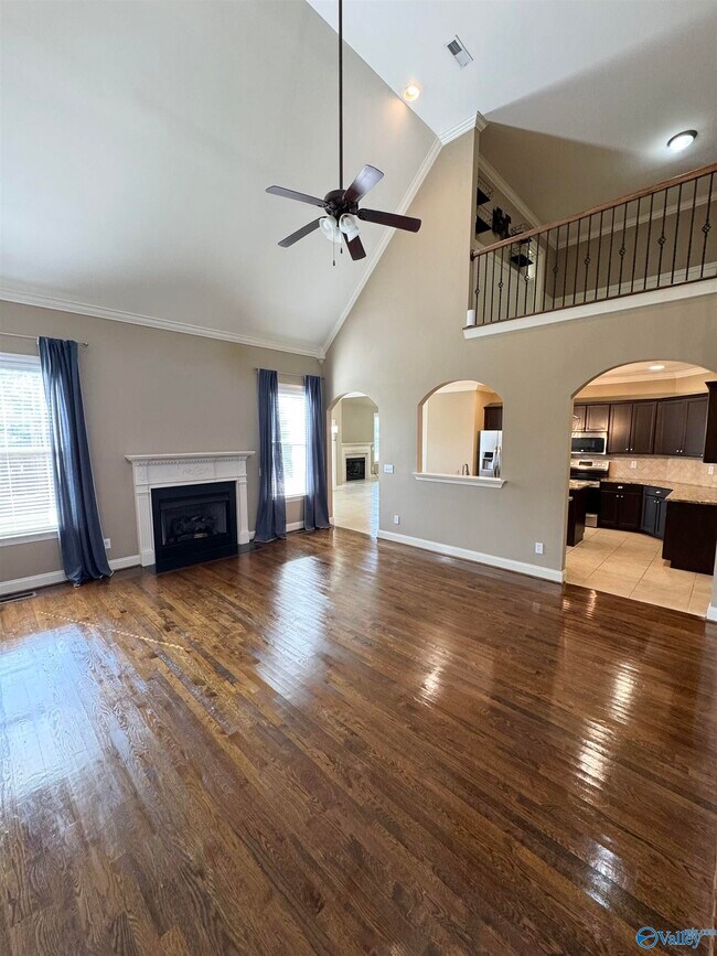 Foto del edificio - 176 Silo Hill Rd