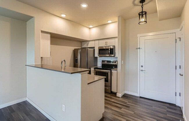 Building Photo - Beautifully Updated Bethany Condo with Pri...