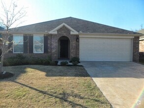 Building Photo - 822 Bens Dr