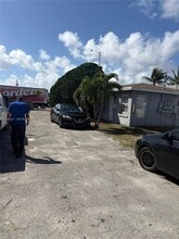 Building Photo - 300 NW 16th St