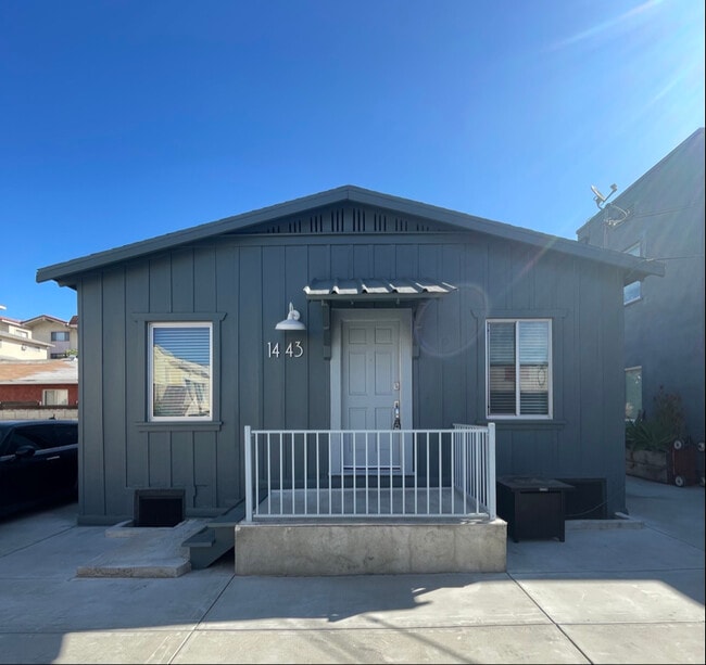 Building Photo - 1443 Echo Park Ave