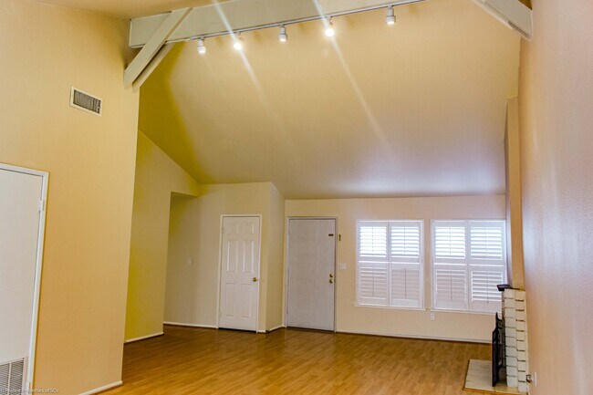 Building Photo - 25877 Blanca Way