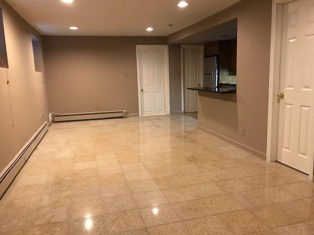 Foto del edificio - 1732 Radcliff Ave
