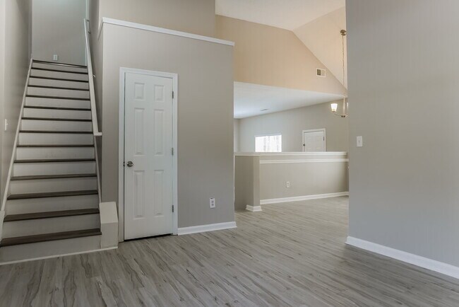 Foto del edificio - 3179 Lower Creek Dr
