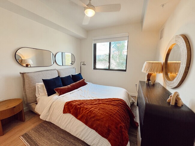 Foto del edificio - 2571 NE 195th St