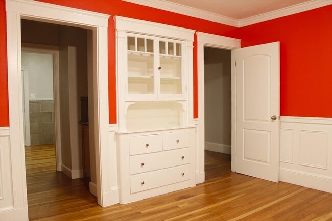 Building Photo - 45-47-47 Coolidge Rd