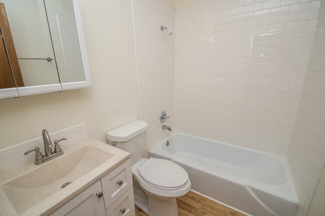 1938 Spruce Street Bathroom - 1938 Spruce Street