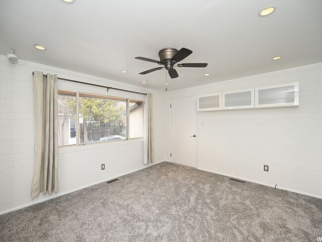 Building Photo - 333 H St
