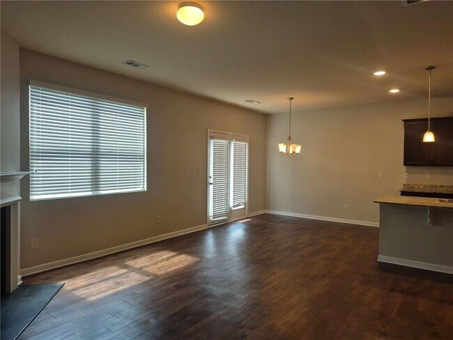 Foto del edificio - 109 Meadowlark Way