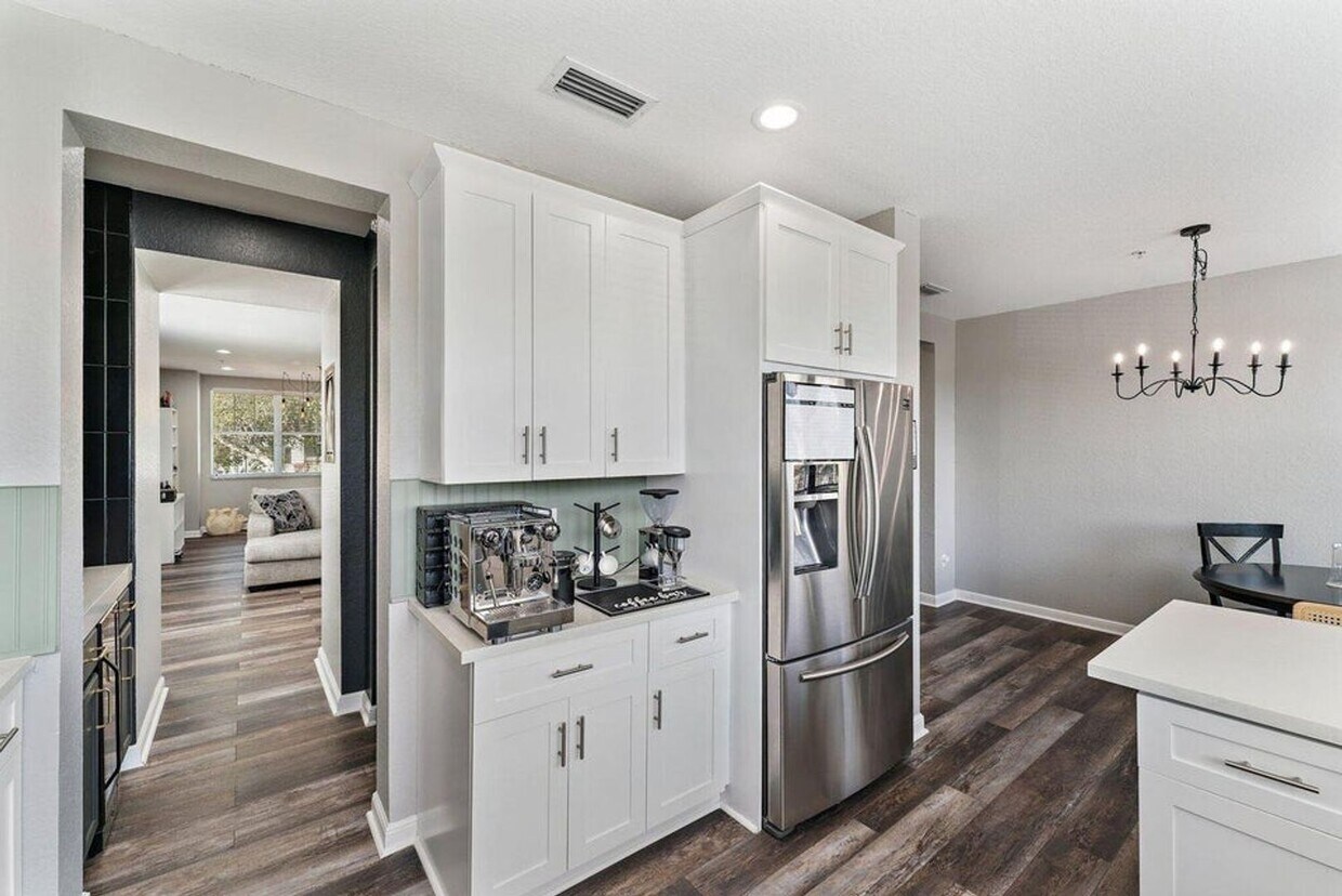 Photo - 500 Pacific Grove Drive 8, West Palm Beach, FL 33401