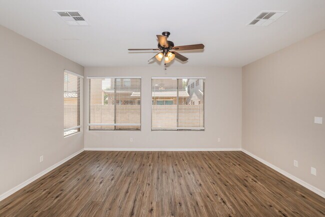 Foto del edificio - 14563 W Acapulco Ln