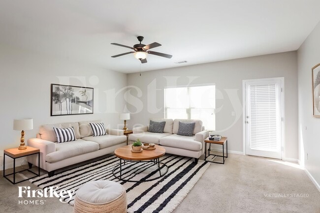 Foto del edificio - 4221 Weeping Willow Dr