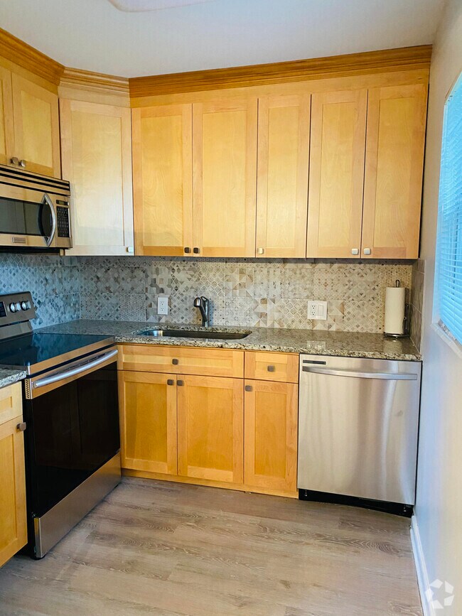 Brentwood of Boca Apartments under 3,000 Boca Raton, FL 12 Rentals