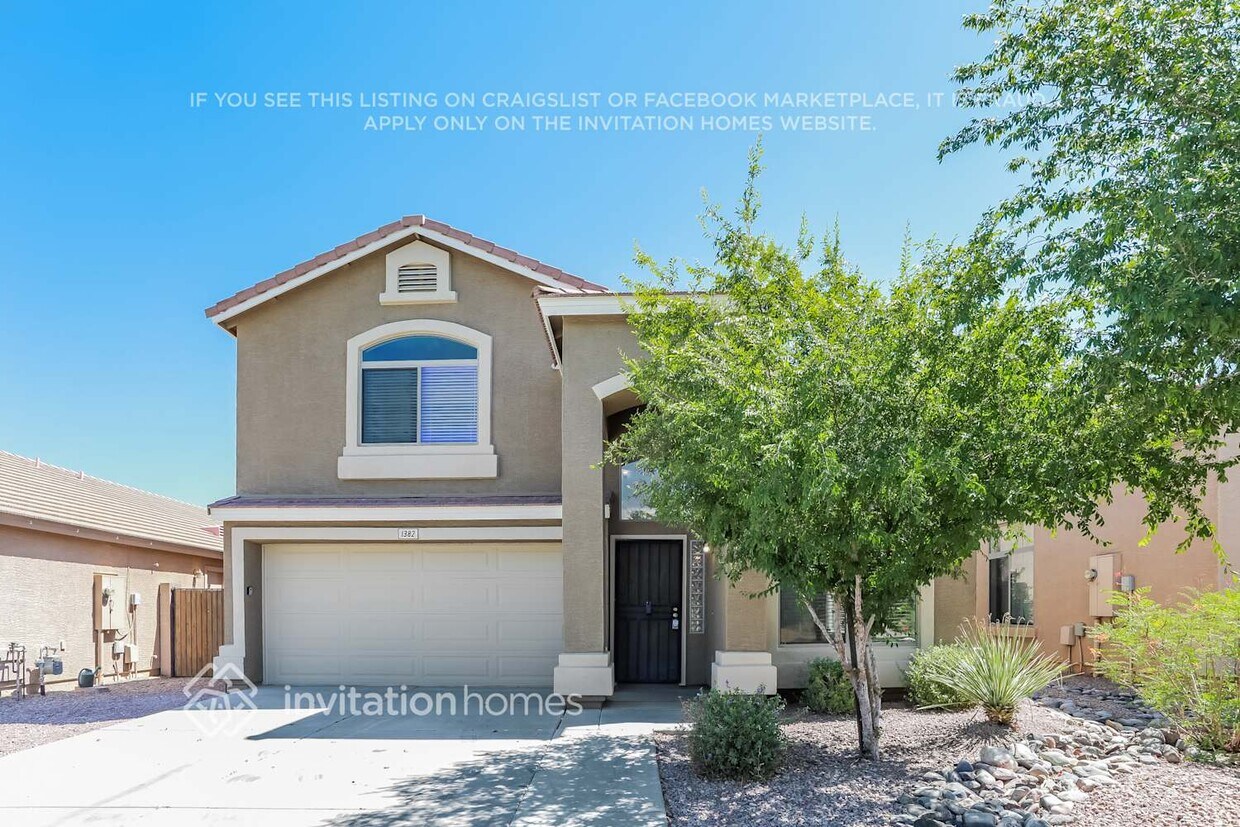 Foto principal - 1382 E Penny Ln