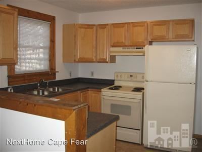 Building Photo - 4617 Cedar Ave