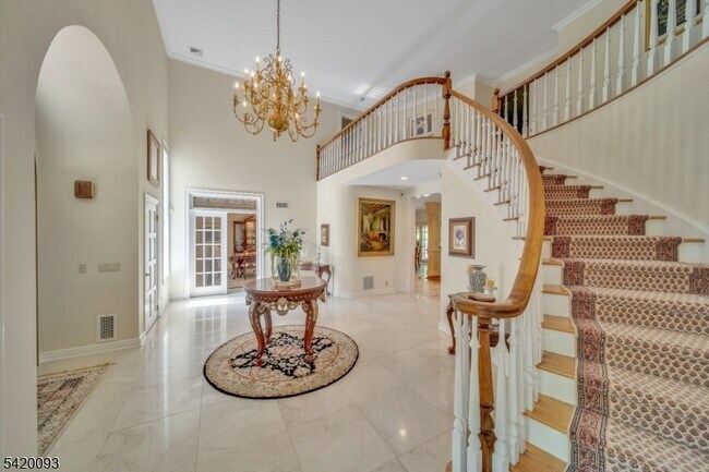 Foto del edificio - 787 Peach Tree Ln