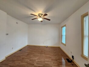 Building Photo - 1066 Webster St