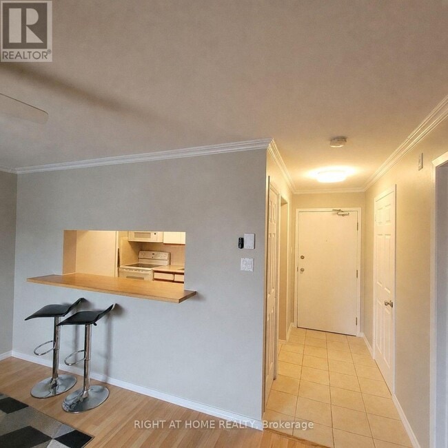 Building Photo - 260 Brittany Dr