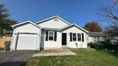 Building Photo - 1475 Pineland Ct