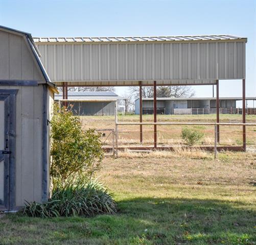 Building Photo - 622 TX-101