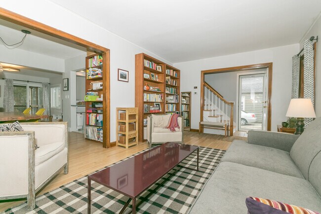 Foto del edificio - 3742 Ross St